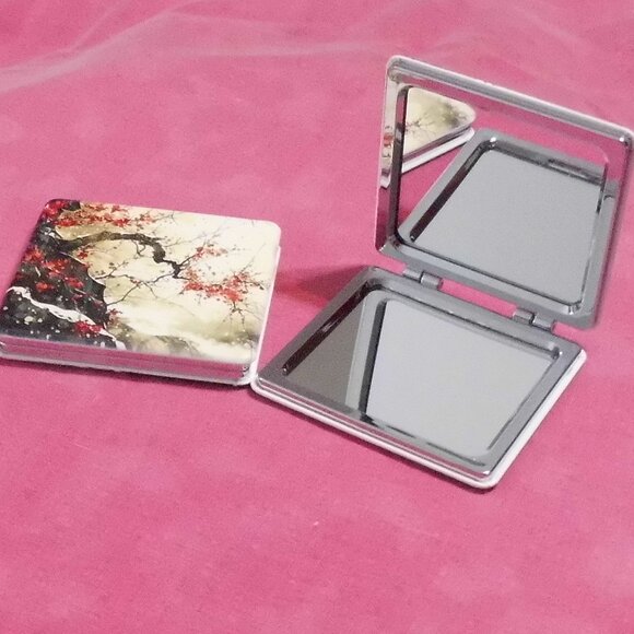 Double Compact Mirrors # 4 - Picture 2 of 2